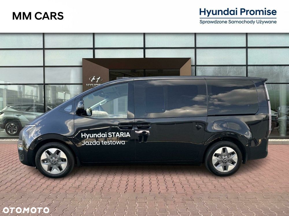 Hyundai Staria - 2