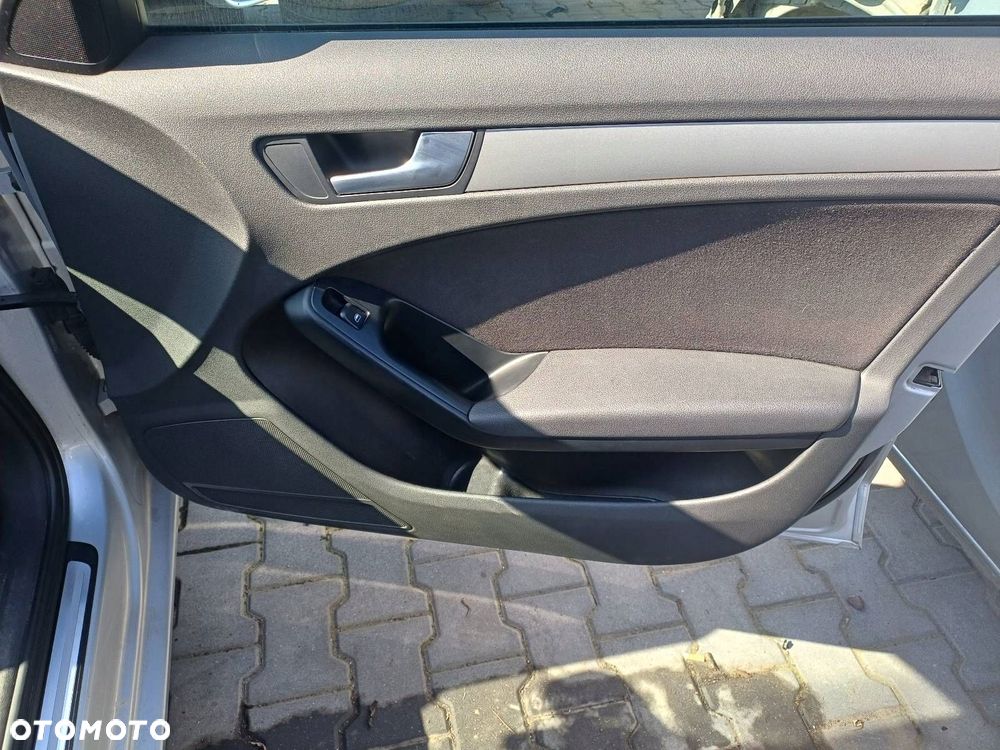 FOTELE KOMPLET LEWY PRAWY KANAPA TYŁ + BOCZKI AUDI A4 B8 SEDAN - 8
