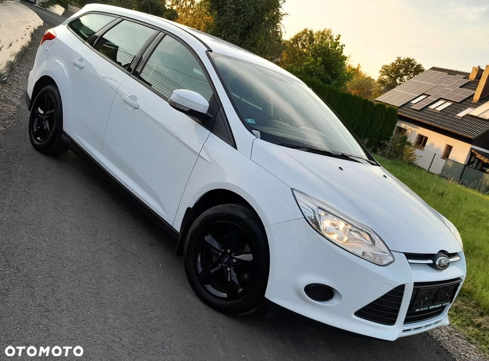 Ford Focus 1.6 16V Fun - 11