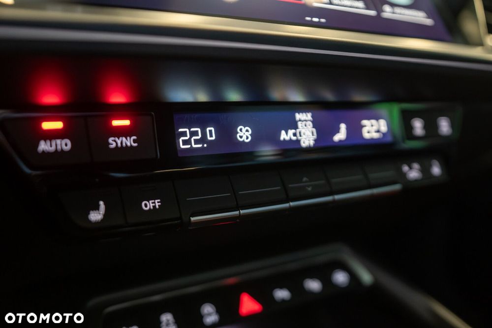 Audi RS3 Sportback - 19