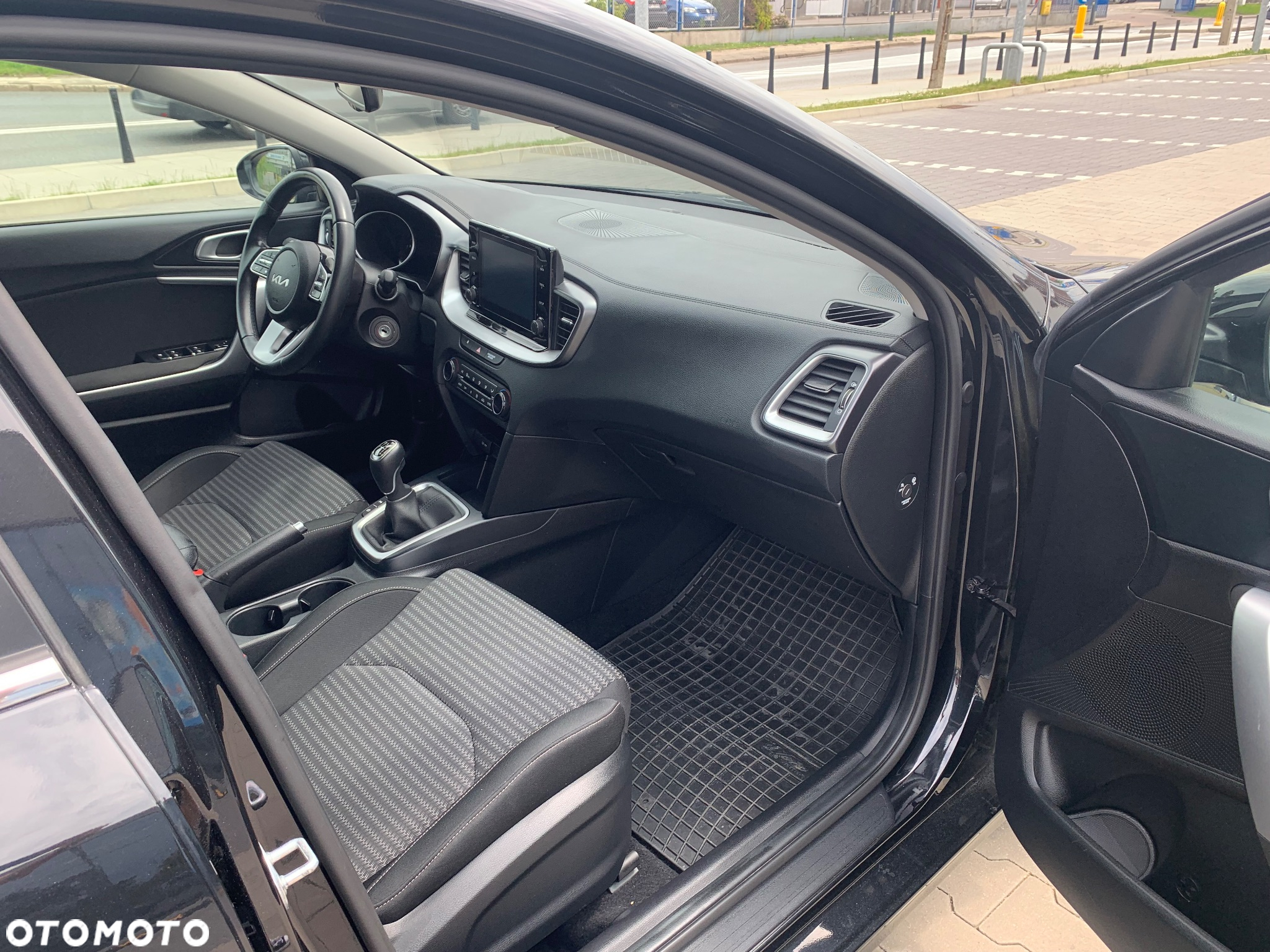 Kia Ceed 1.5 T-GDI Business Line - 18