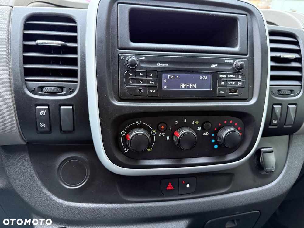 Renault Trafic - 14