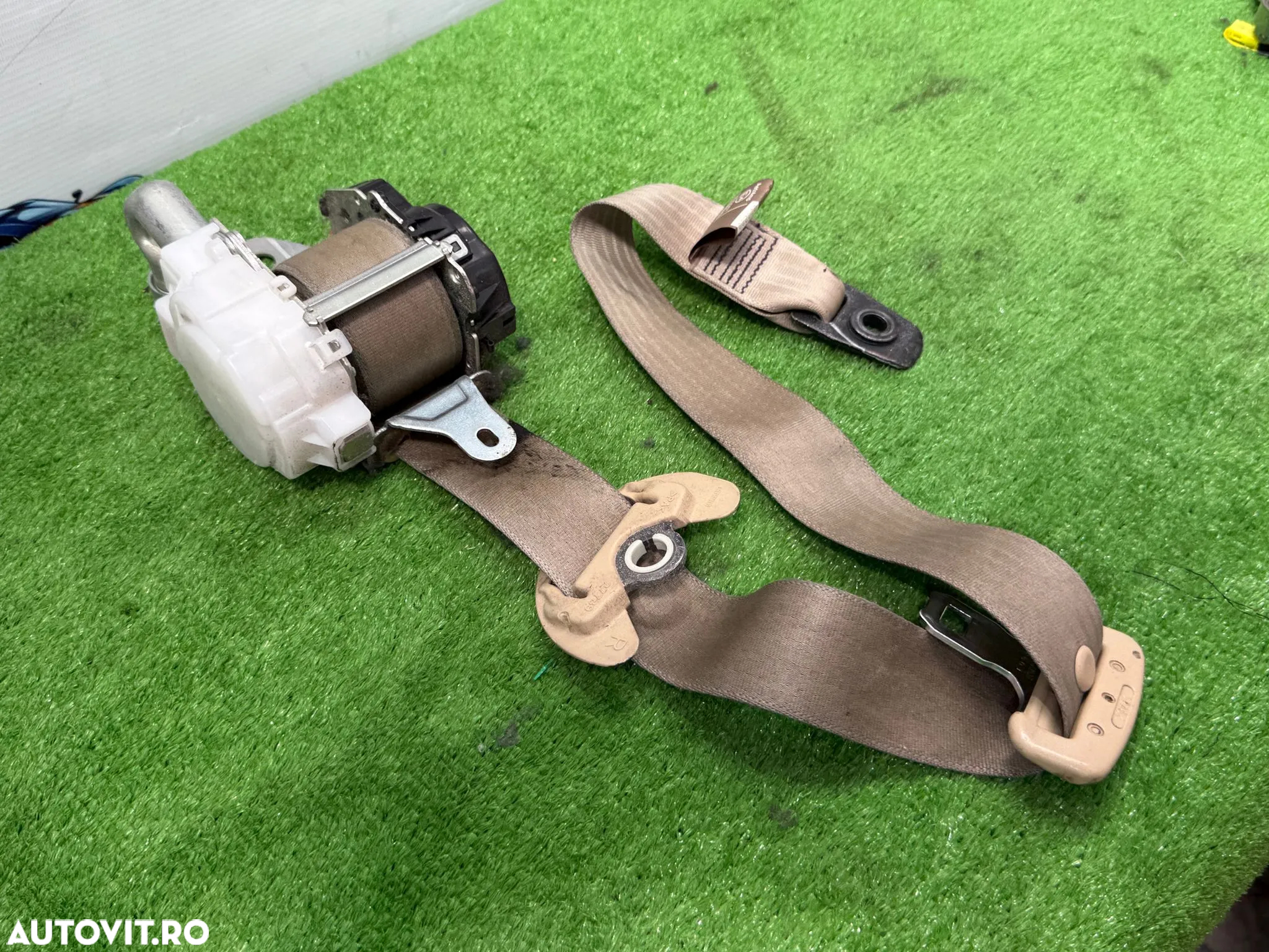 CENTURA SIGURANȚĂ DREAPTA LEXUS GS 300 III 2009 3.0 BENZINA COD OEM 2J090331 BAM-PT1-1261 2005-2011 - 2