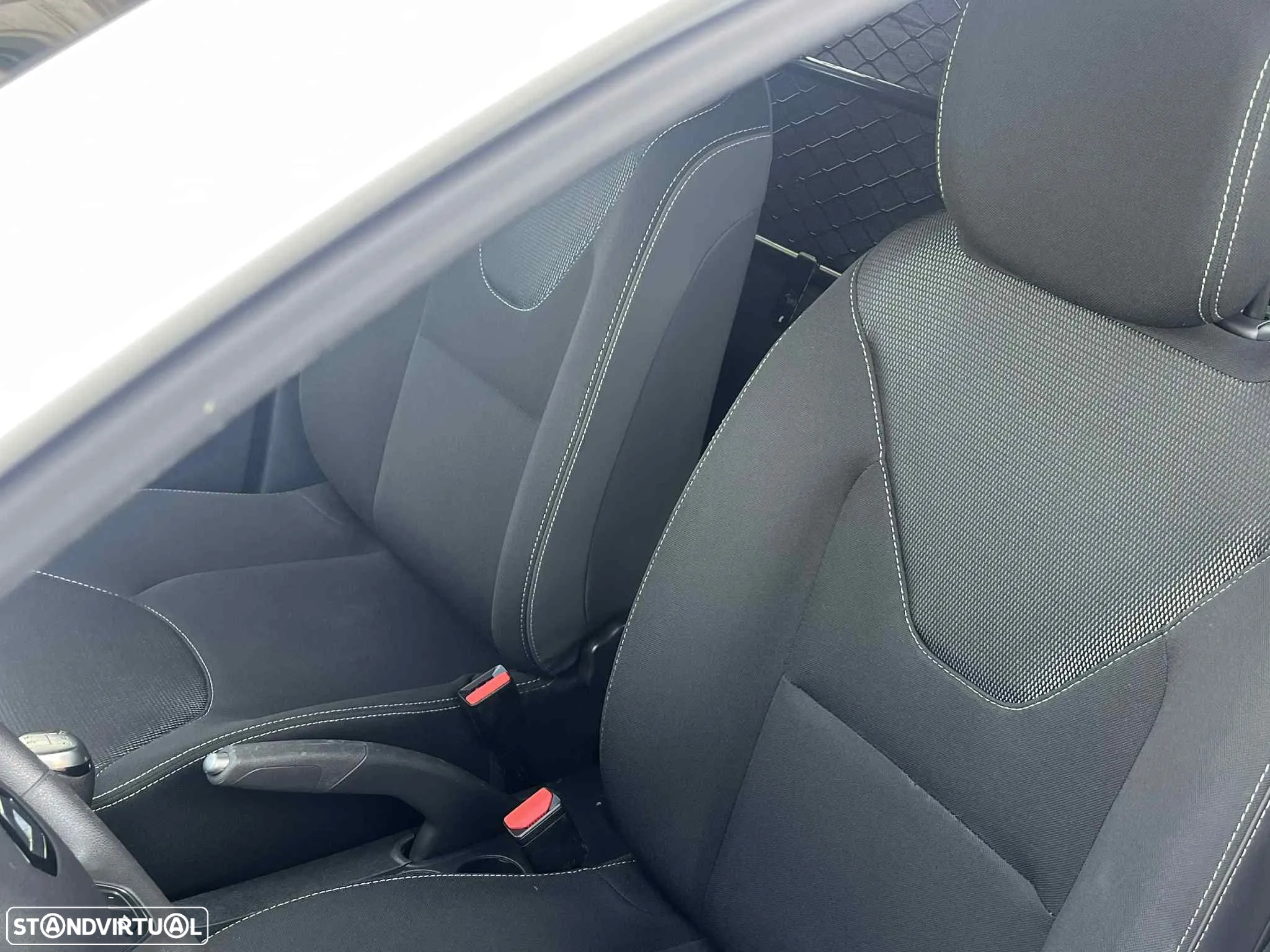 Renault Clio IV Van 1.5 dCi 75cv - 7