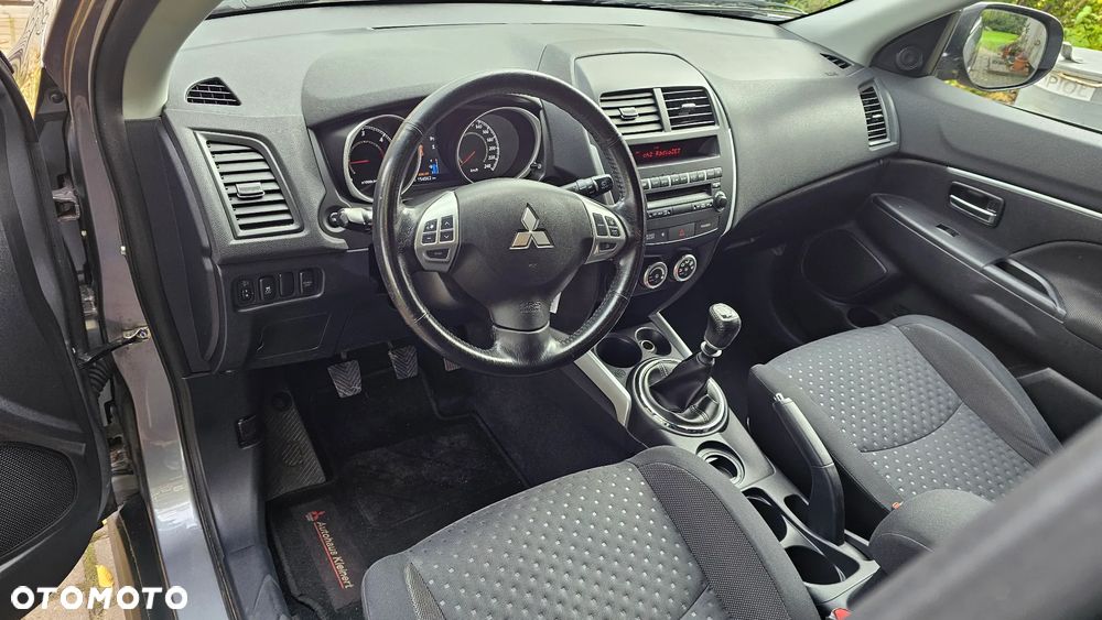 Mitsubishi ASX - 17