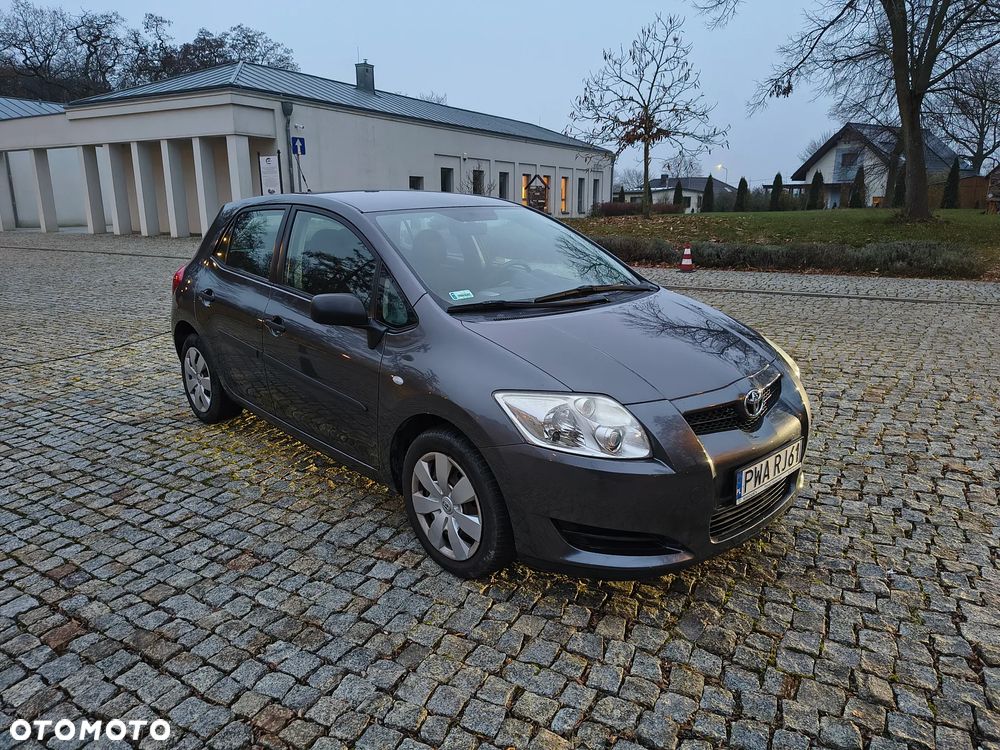 Toyota Auris - 15