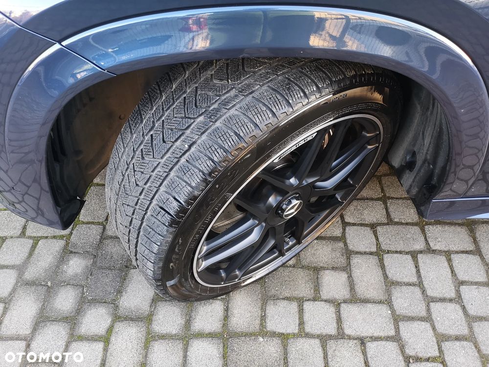 Mercedes-Benz GLE - 39