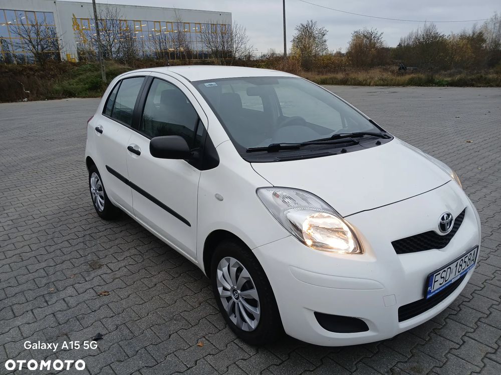 Toyota Yaris 1.33 Sol - 3