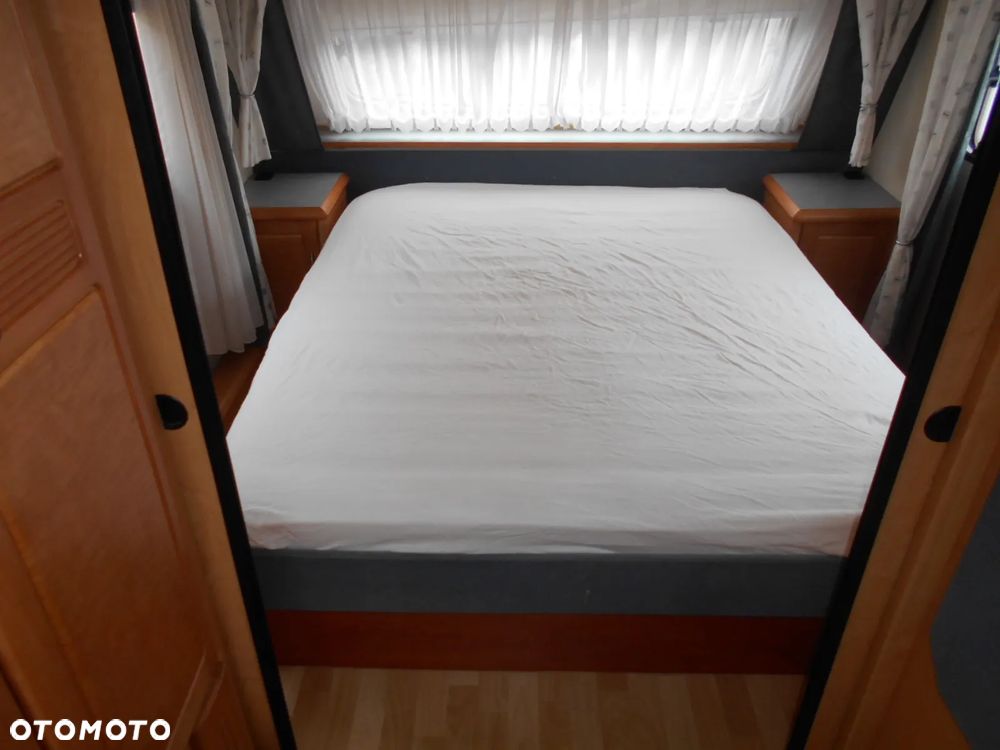 Hobby EXCLUSIVE 560 - 12