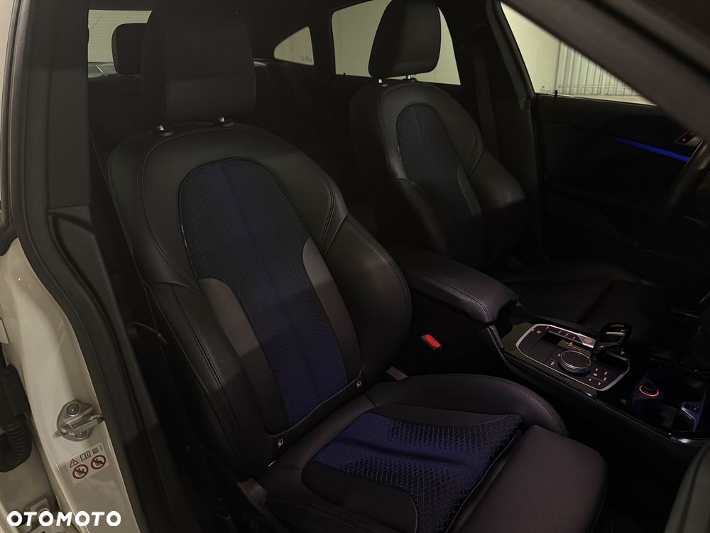 BMW Seria 2 218i M Sport - 13