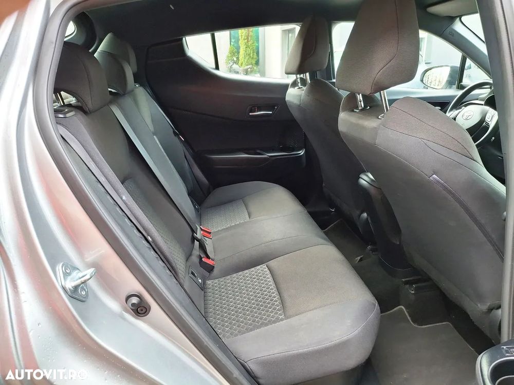 Toyota C-HR 1.8 HSD 122 CP 4x2 CVT Core - 11