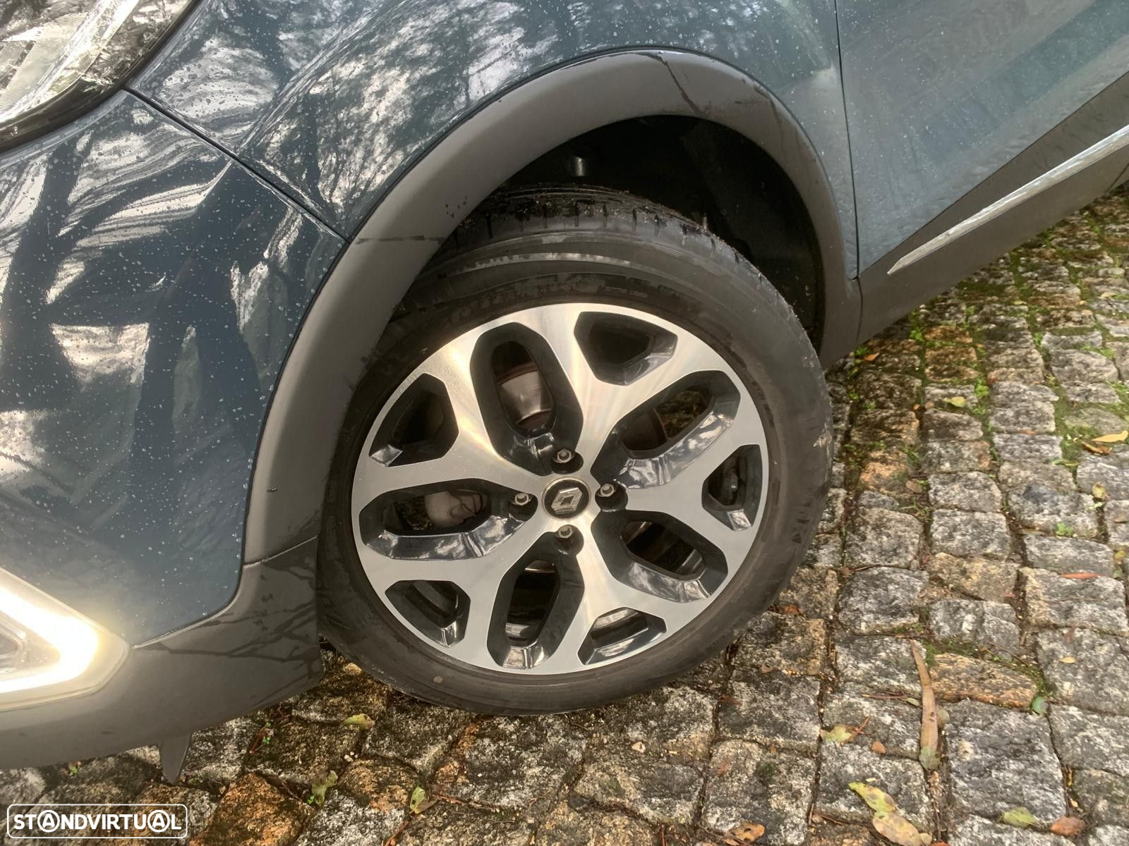 Renault Captur 1.5 dCi Exclusive EDC - 11