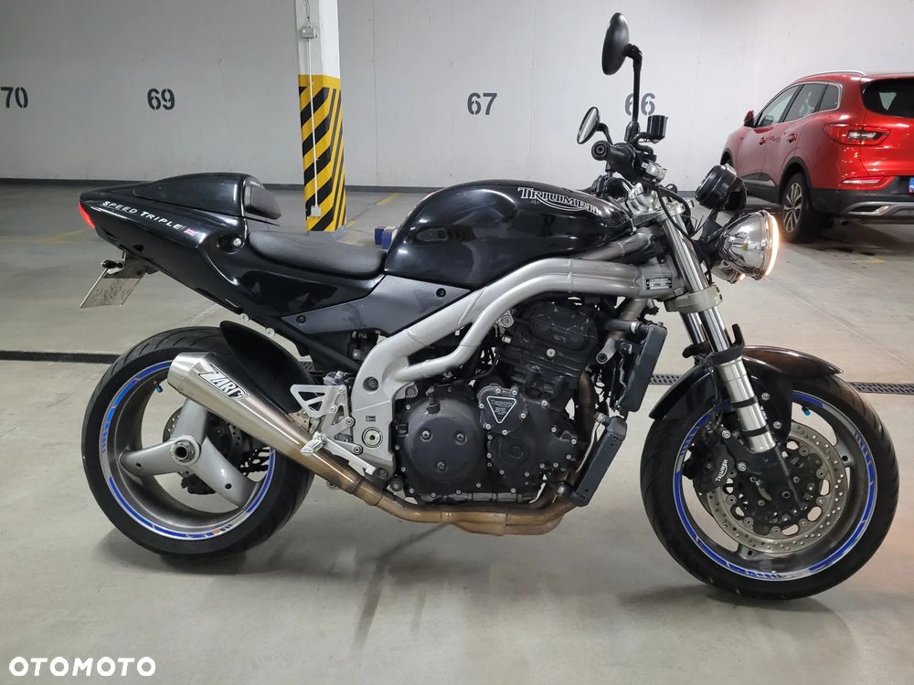 Triumph Speed Triple - 1