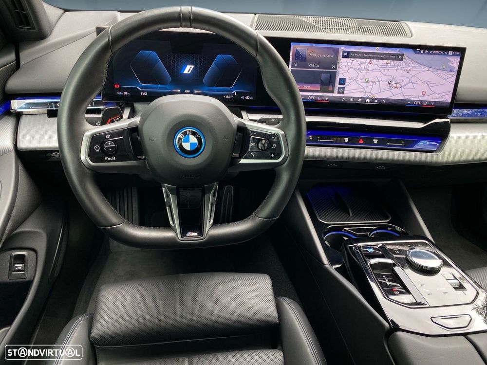 BMW i5 eDrive40 Pack Desportivo M foto 5