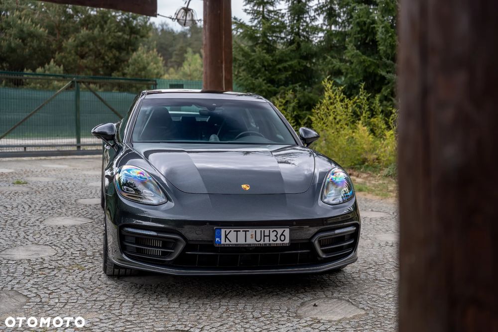 Porsche Panamera 4S - 18