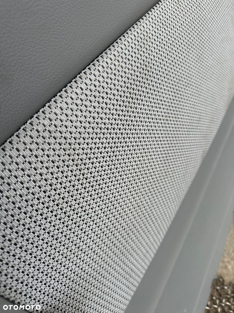 MERCEDES vito viano 639 tapicerka boczek drzwi boczki trend - 9