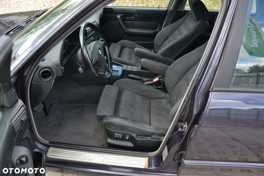 BMW Seria 5 540i - 7