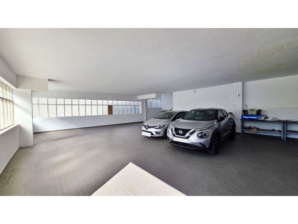 Espaço comercial em Paranhos - Grande imagem: 2/20