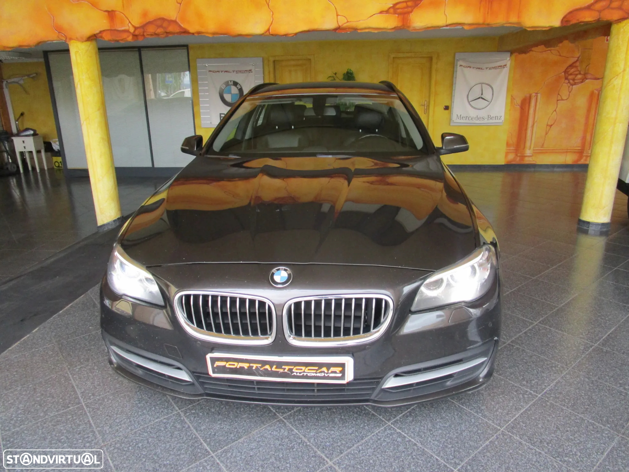 BMW 520 d Touring Aut. Luxury Line - 49