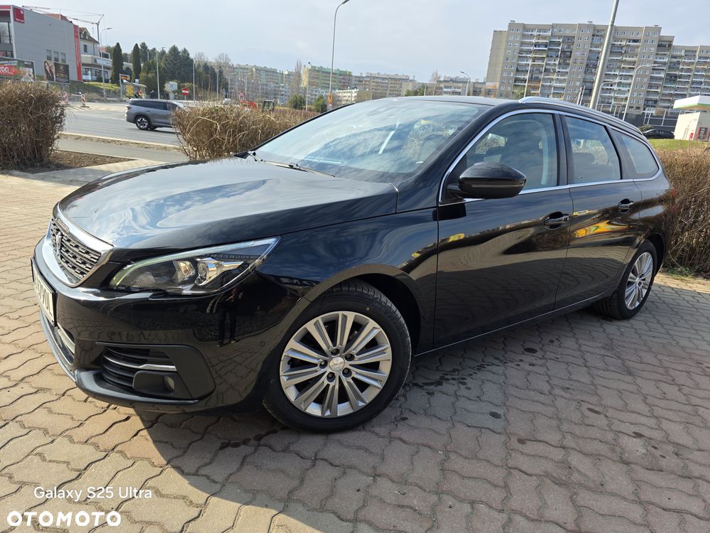 Peugeot 308 BlueHDi 130 Stop & Start Allure Pack - 32