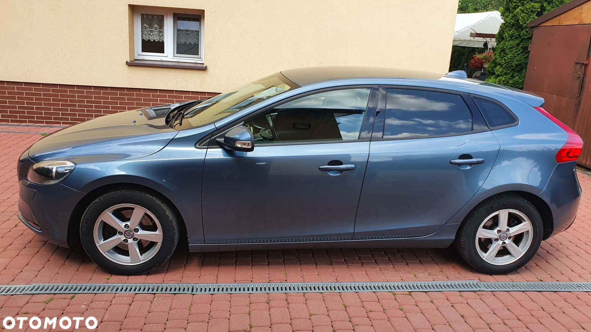Volvo V40 T3 Momentum - 3