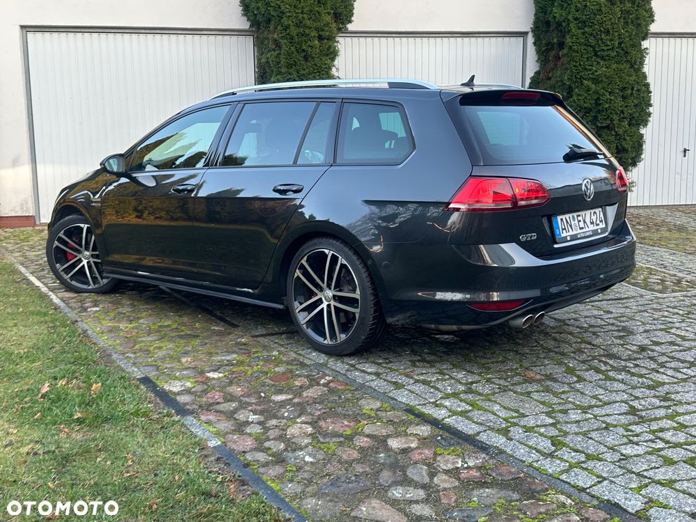 Volkswagen Golf GTD 2.0 TDI SCR DSG - 9