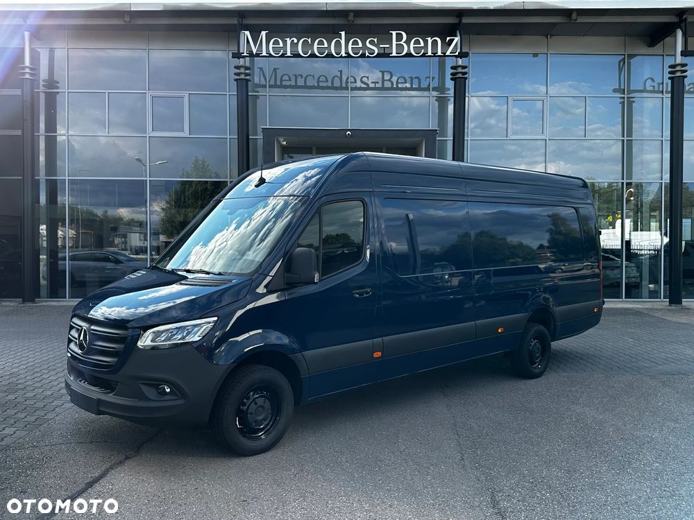 Mercedes-Benz Sprinter - 2