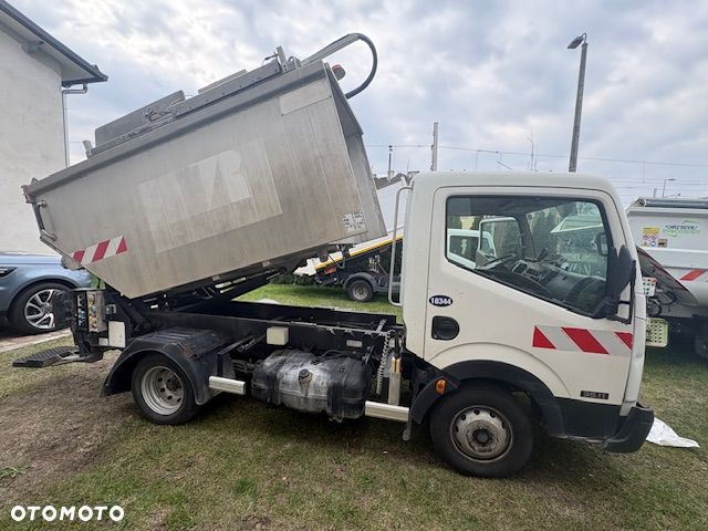 Nissan NT400 Cabstar 3,5t - 15