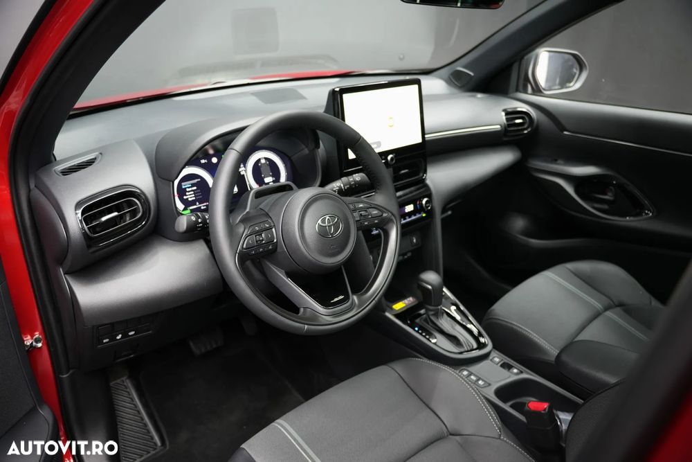 Toyota Yaris Cross 1.5 VVT-i HSD 4x2 Exclusive Adventure - 7