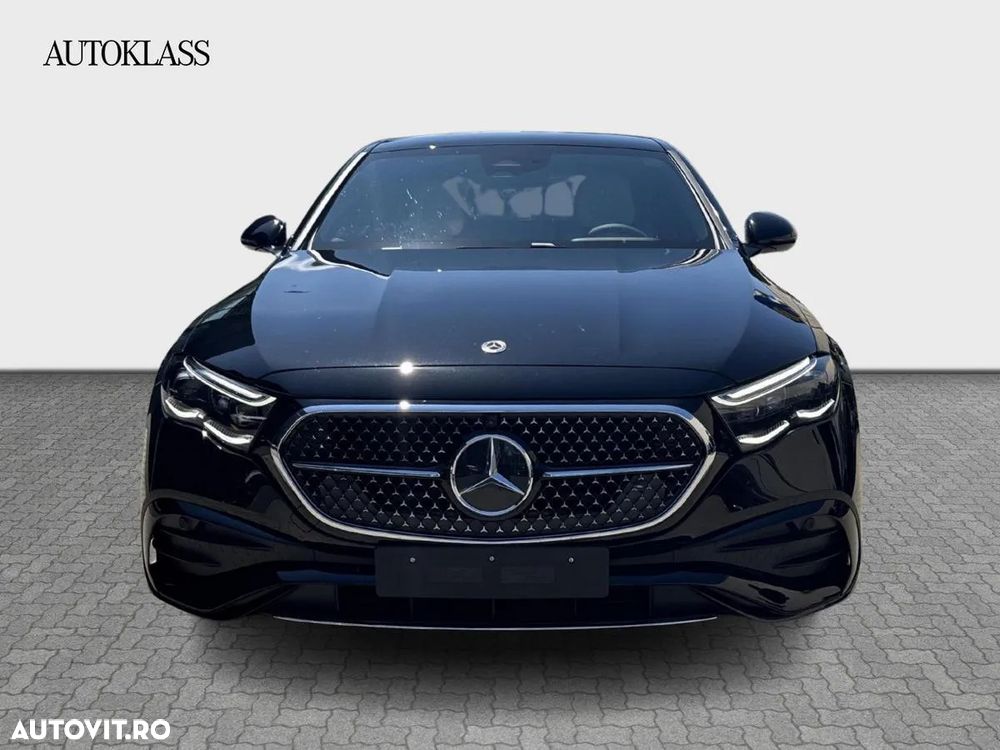 Mercedes-Benz E 300 4MATIC Aut. - 8