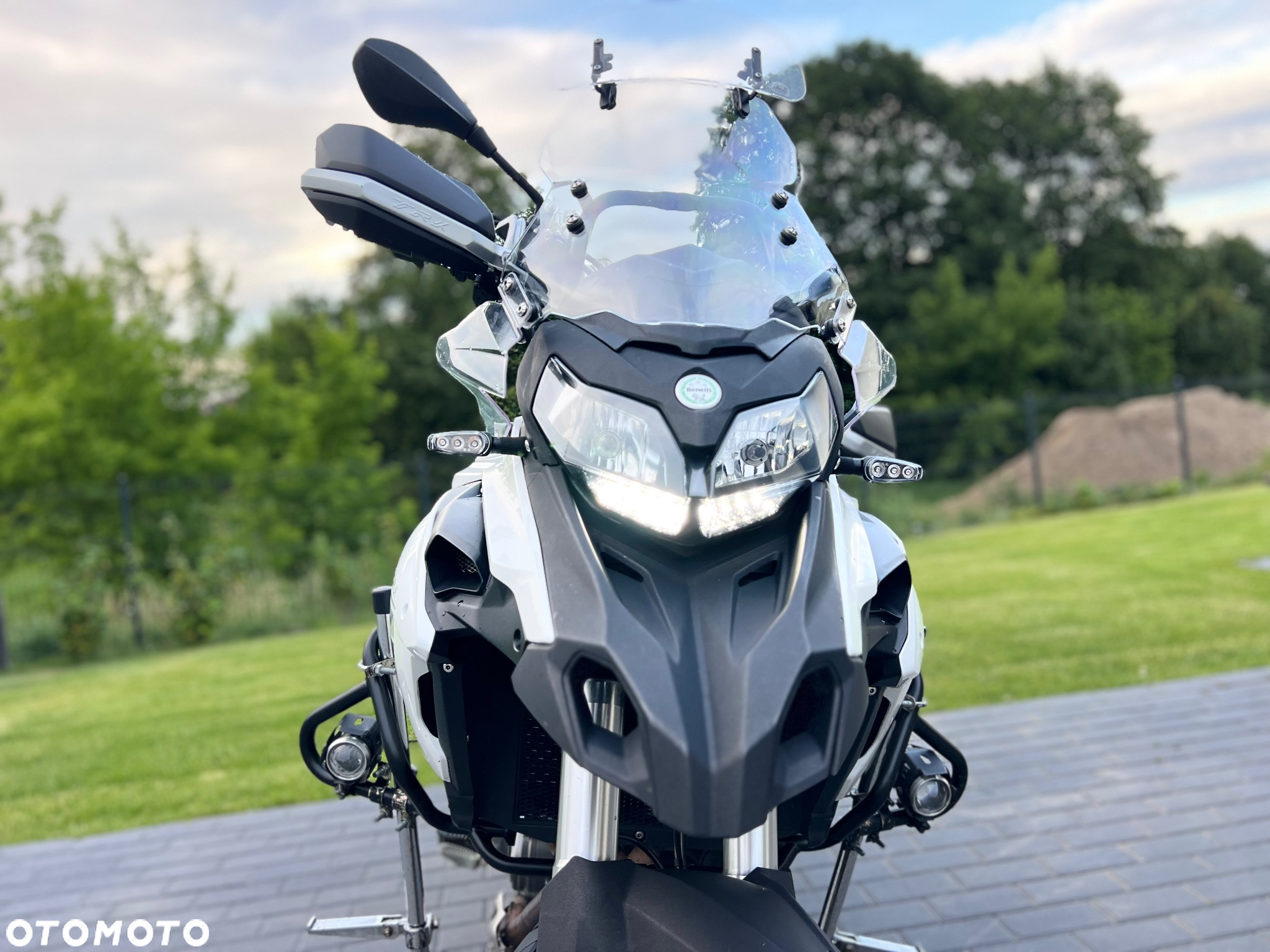 Benelli TRK 502 - 8