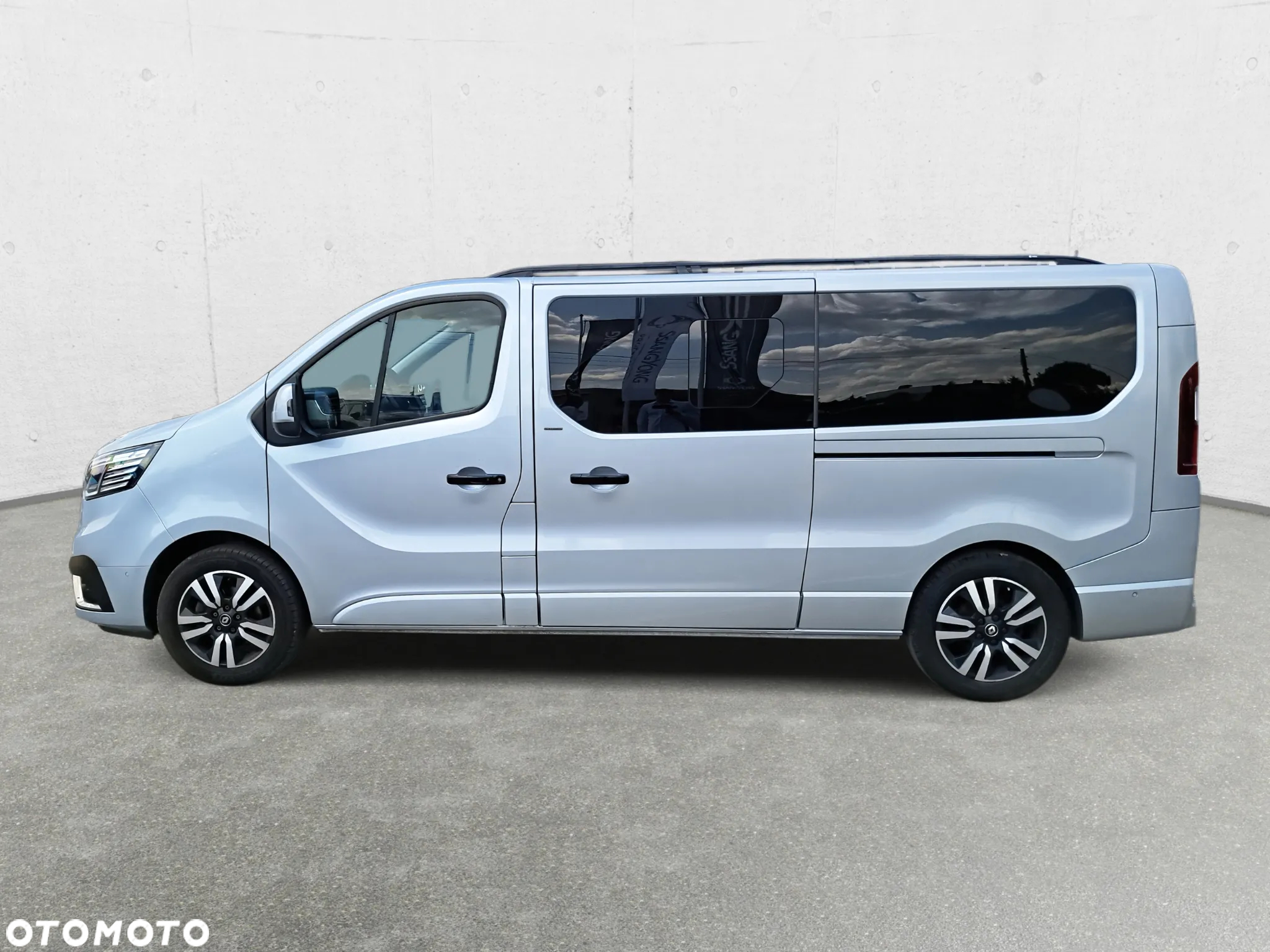 Renault Trafic Grand SpaceClass 2.0 dCi EDC - 8