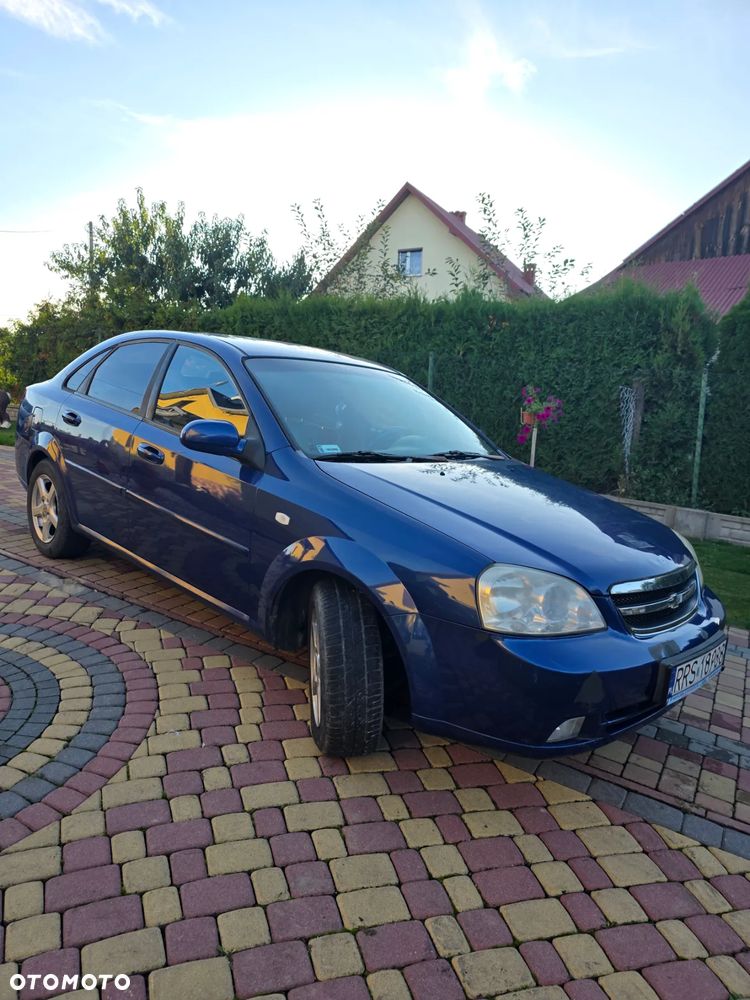 Chevrolet Nubira - 5