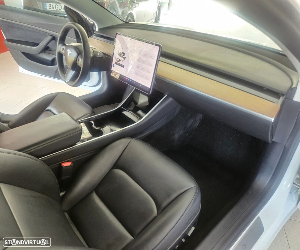 Tesla Model 3 Standard Range Plus RWD - 29
