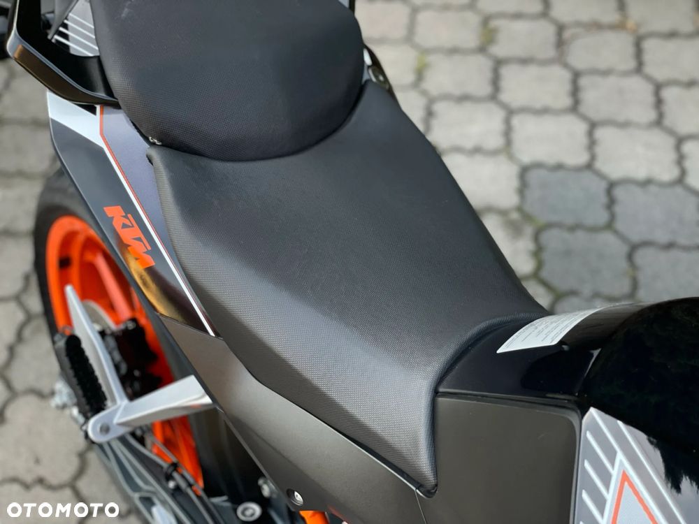 KTM Duke - 18