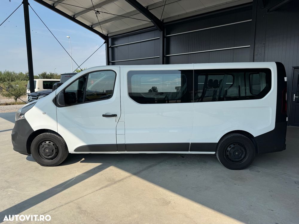 Opel Vivaro - 10