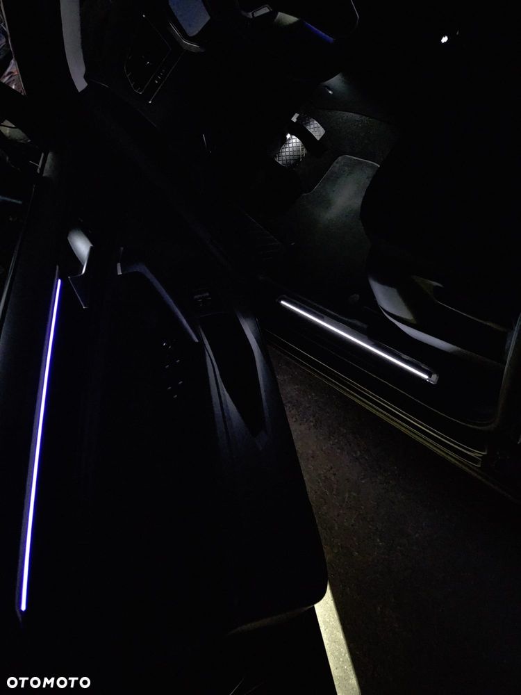 Volkswagen Tiguan - 27