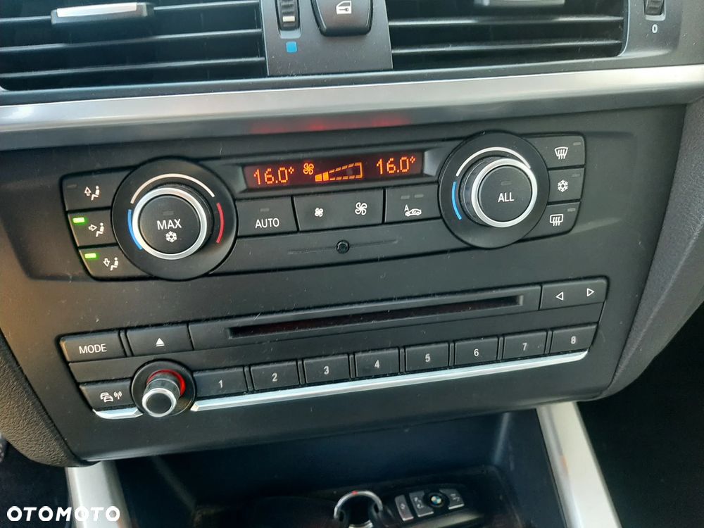 BMW X3 xDrive20d - 13