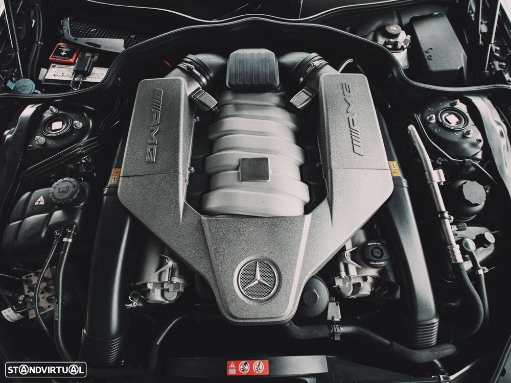 Mercedes-Benz SL 63 AMG Standard - 8