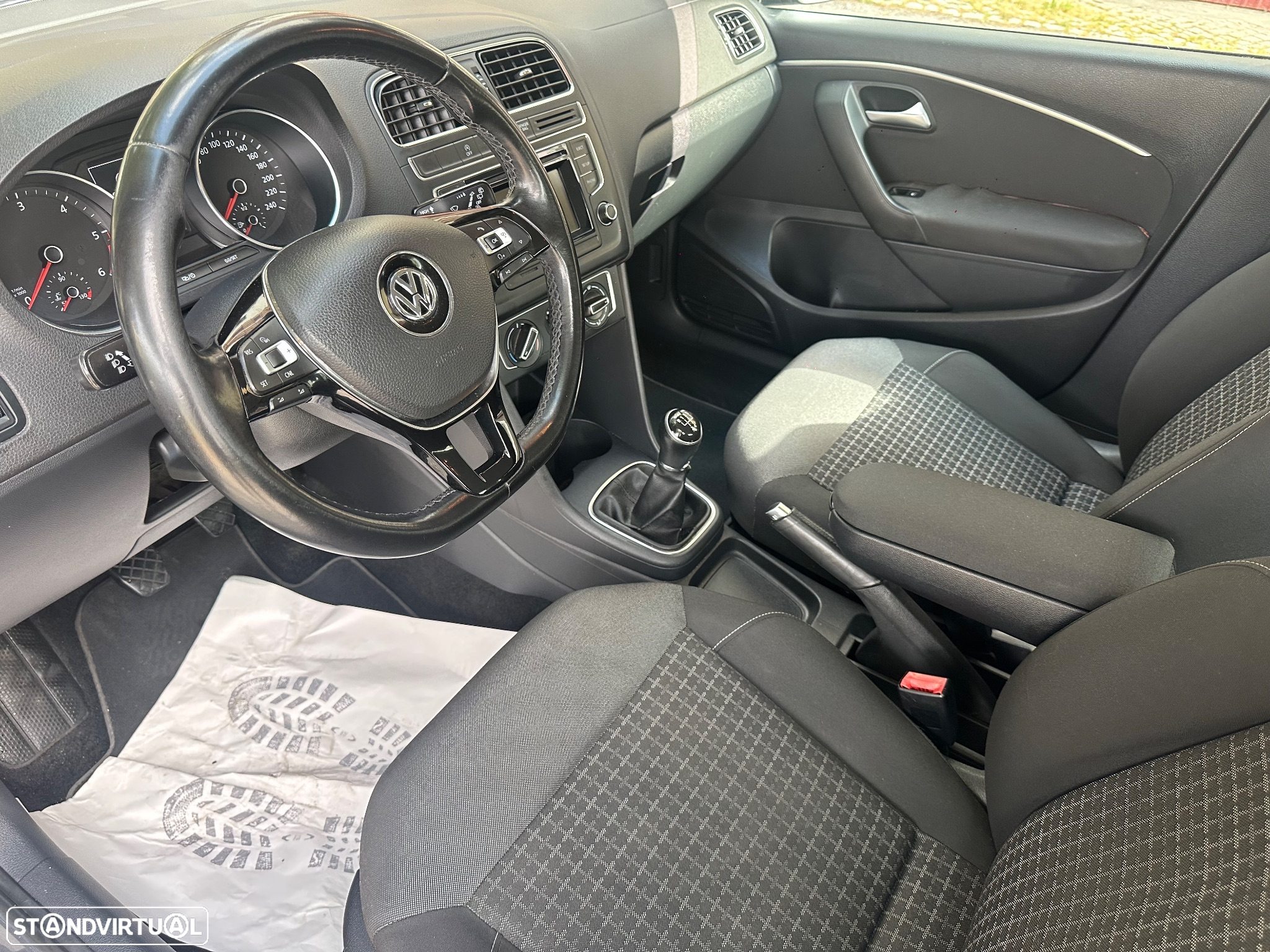 VW Polo 1.4 TDi BlueMotion - 7