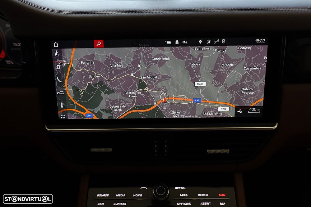 Porsche Cayenne Turbo - 31