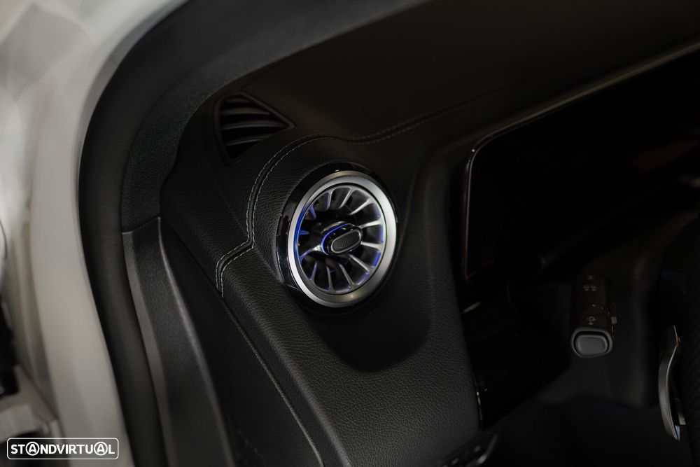 Mercedes-Benz EQA 300 4Matic AMG Line - 49