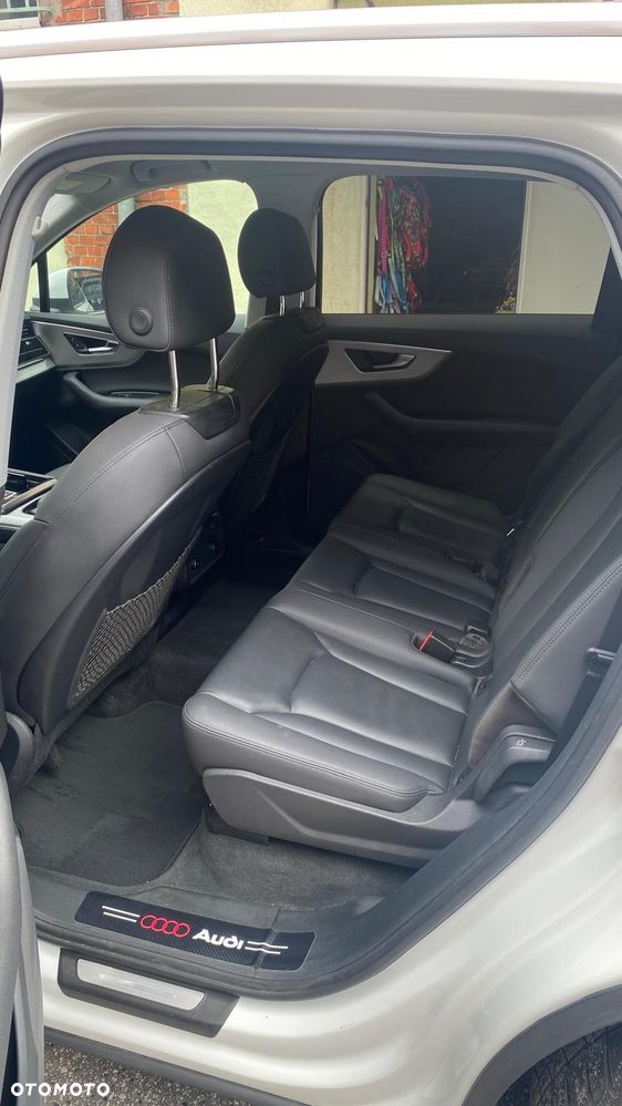 Audi Q7 - 2