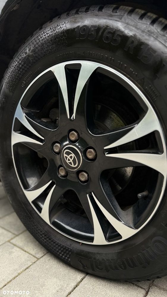 Toyota Prius 1.5 VVT-i Prestige - 4