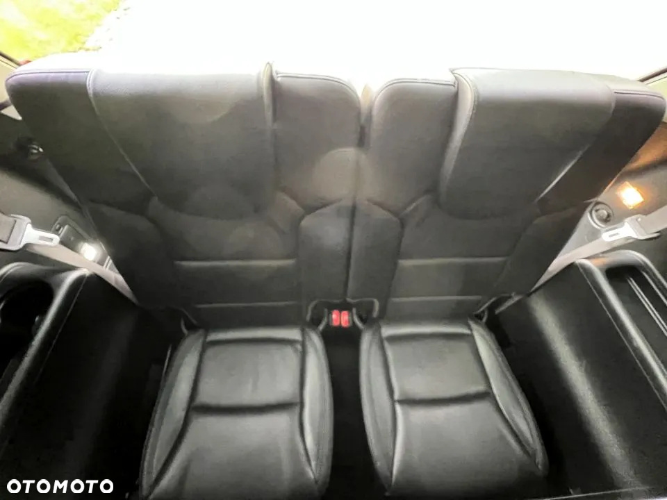 Kia Carens 1.7 CRDi XL 7os - 11