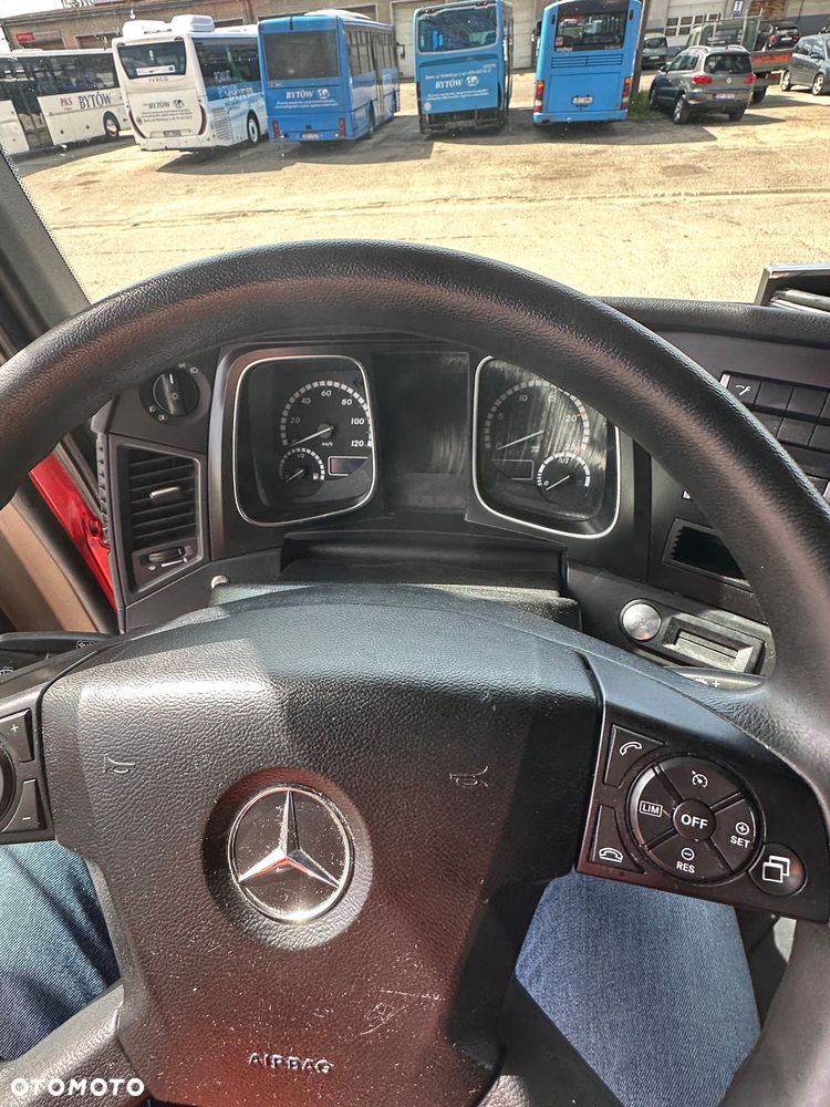 Mercedes-Benz Actros - 13