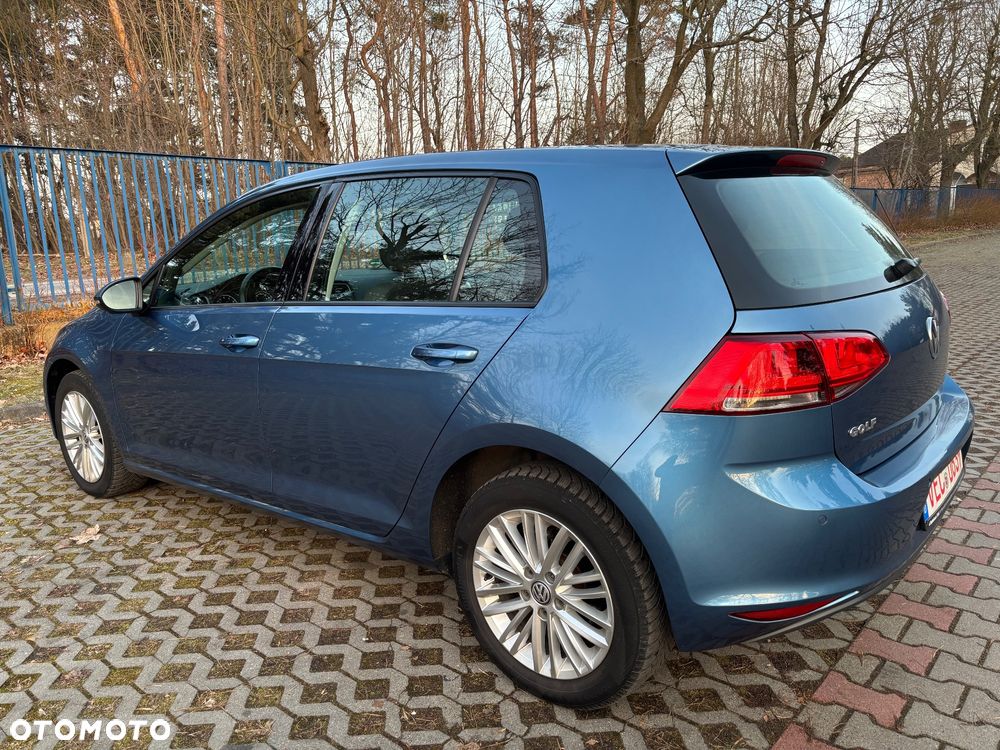 Volkswagen Golf 1.2 TSI BMT Trendline Perfectline - 5