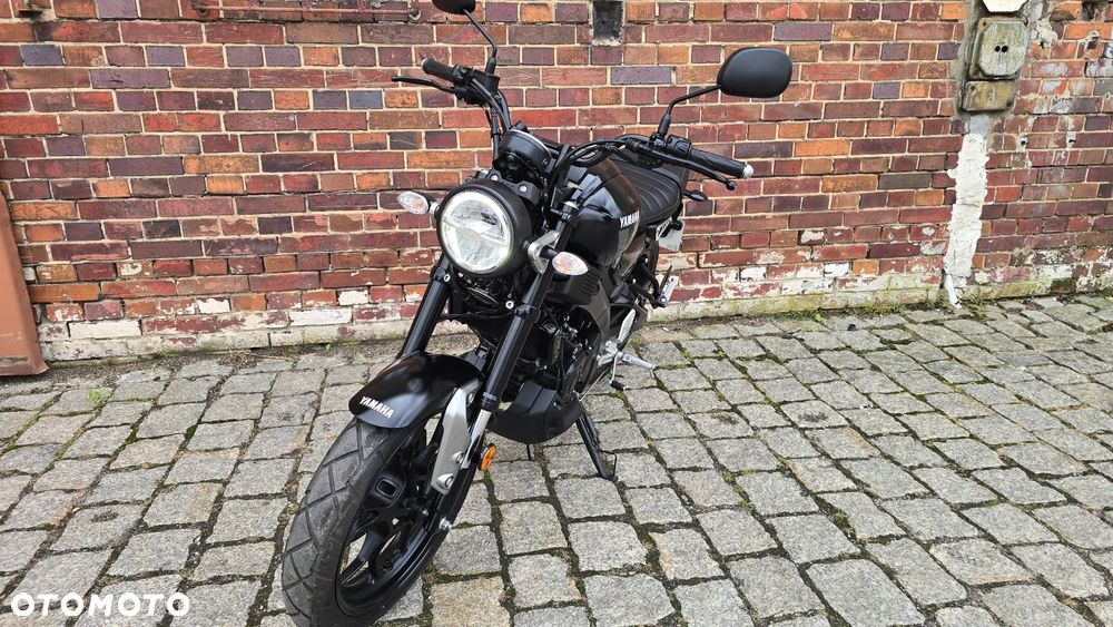 Yamaha XSR - 17