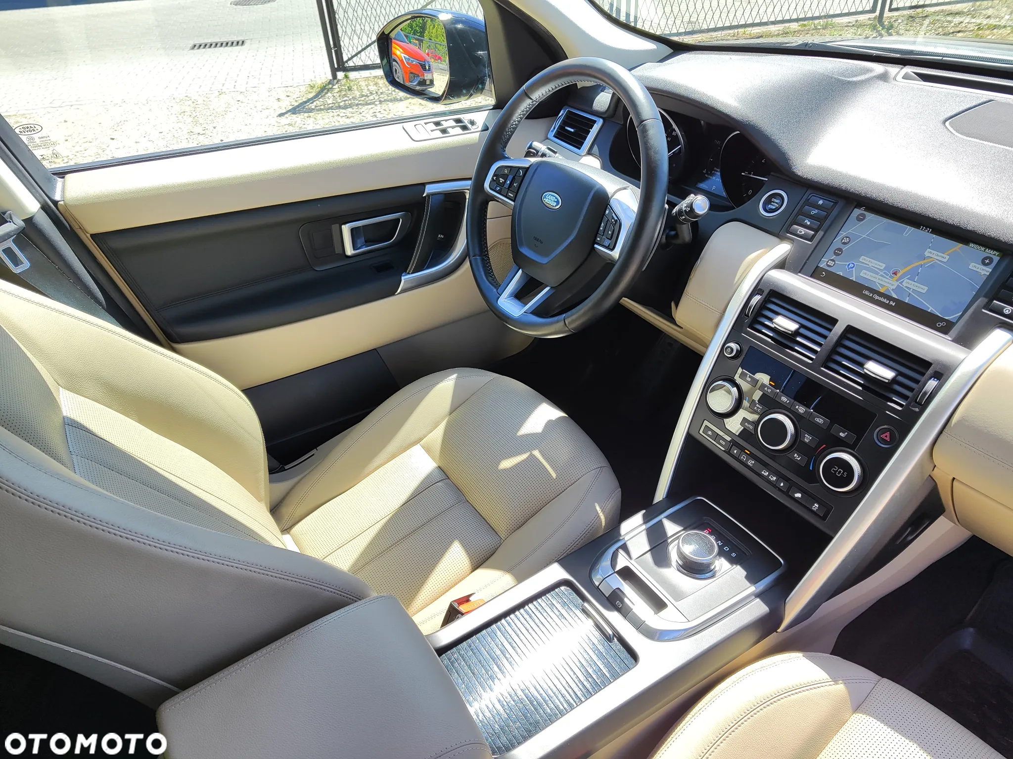 Land Rover Discovery Sport 2.0 TD4 HSE Luxury - 11