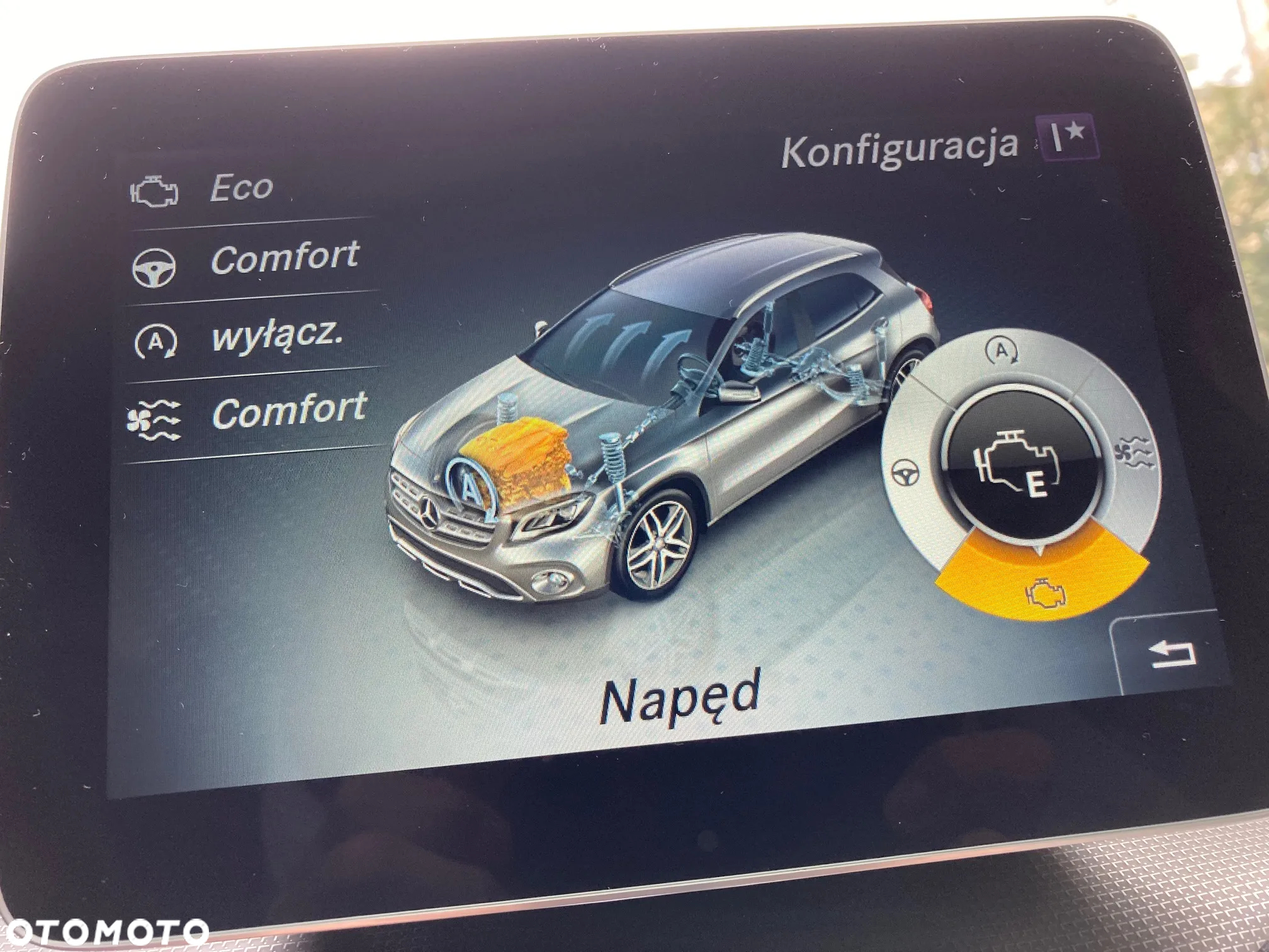 Mercedes-Benz GLA 200 7G-DCT AMG Line - 29